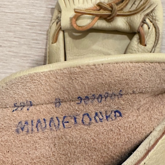 Minnetonka Deer Hide Kilty Driving Moccasin Size 8 NEW - Picture 3 of 5